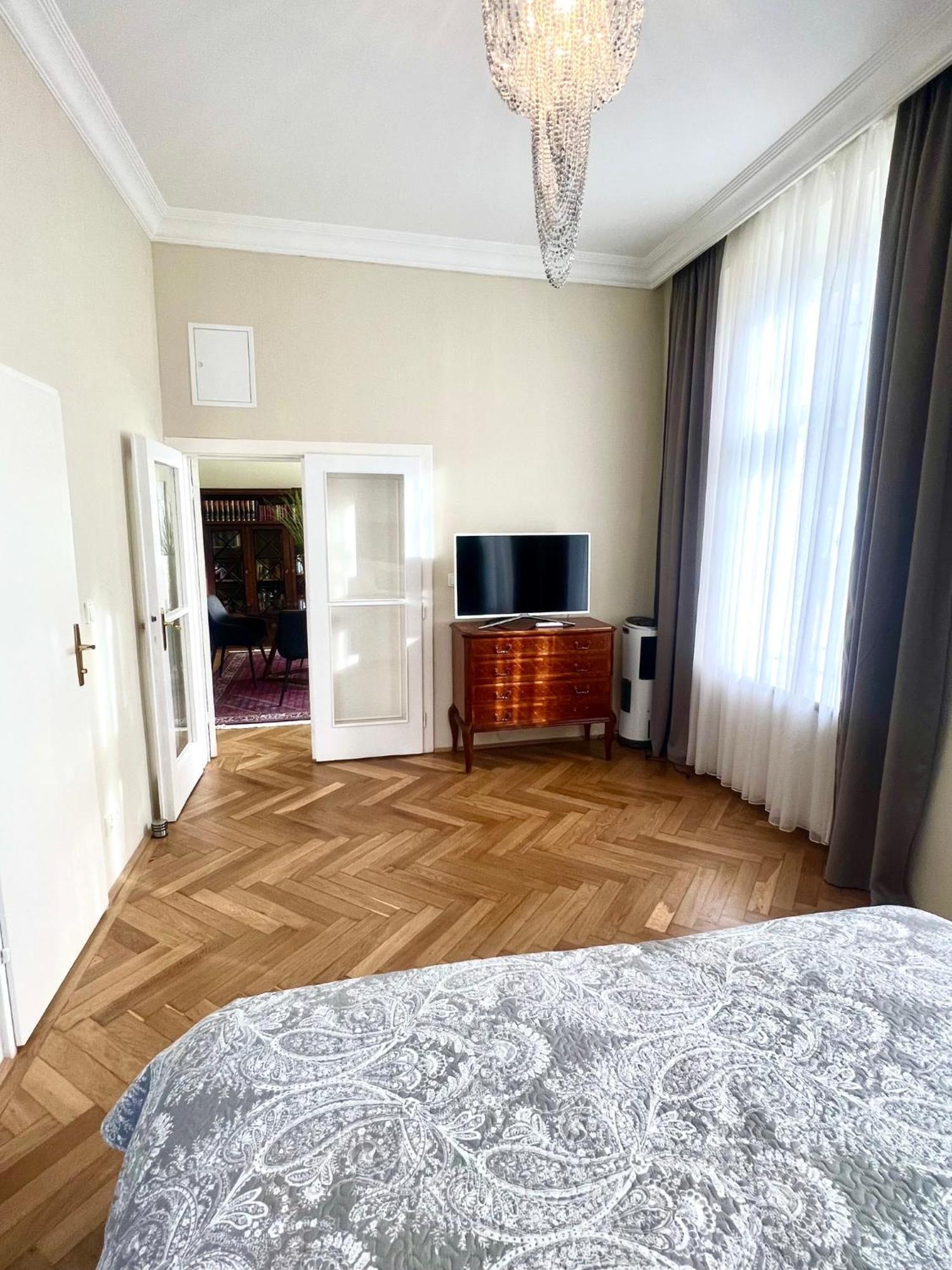 Wienerwald Residenz Baden Exteriér fotografie