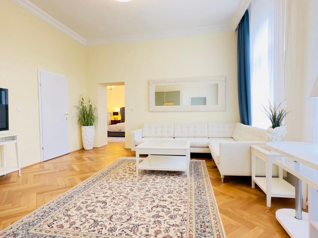 Wienerwald Residenz Baden Exteriér fotografie